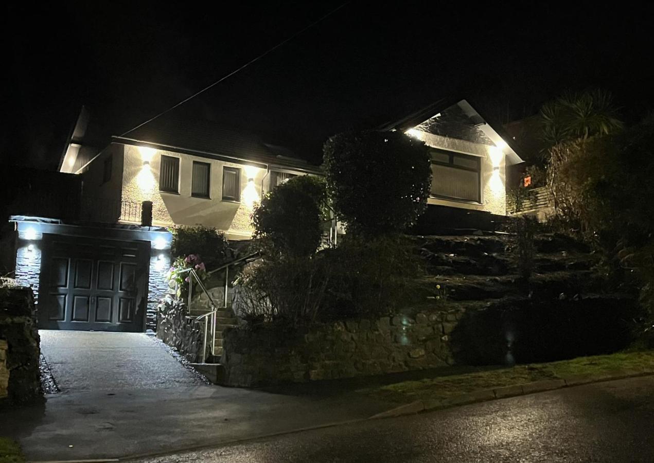 Luxury Property With Hot Tub And Sea Views Oystermouth المظهر الخارجي الصورة